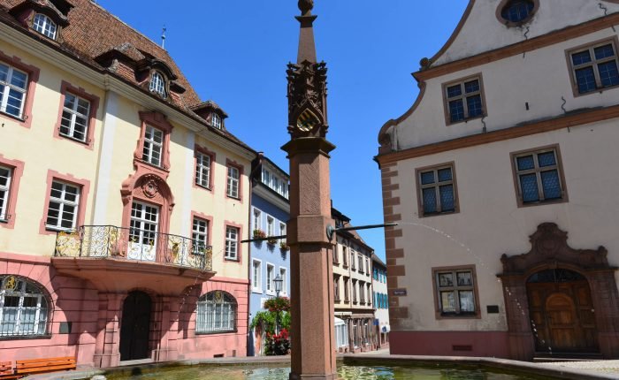 Marktplatz und Altes Rathaus Endingen am Kaiserstuhl